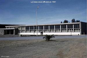 120 - AERODROMES ET BASES 1945-1962-1-BOUFFARIK BA 142) (21)
